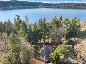 19221 SE 25th Street, Sammamish WA 98075