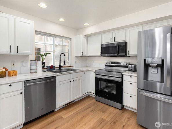 8521 Midvale Avenue N B, Seattle WA 98103