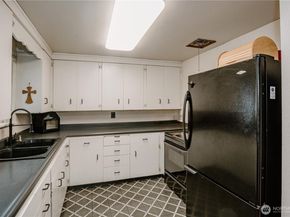 22014 54th Avenue W, Mountlake Terrace WA 98043