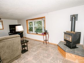 22014 54th Avenue W, Mountlake Terrace WA 98043