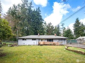 22014 54th Avenue W, Mountlake Terrace WA 98043