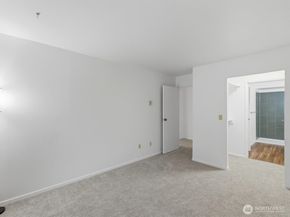 8835 166th Avenue NE D102, Redmond WA 98052