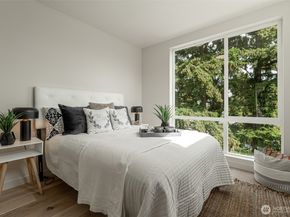 2108 15th Avenue S B, Seattle WA 98144