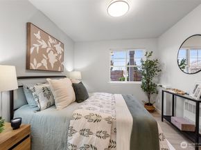 12535 27th Avenue NE, Seattle WA 98125