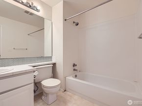 1131 115th Street SW J3, Everett WA 98204