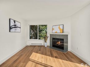 4831 Fauntleroy Way SW 401, Seattle WA 98116