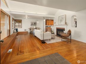 13514 NE 36th Avenue, Seattle WA 98125