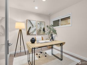 501 Kirkland Avenue 1, Kirkland WA 98033