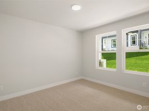 9014 NE 203rd Lane B, Bothell WA 98011