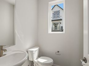 9014 NE 203rd Lane B, Bothell WA 98011