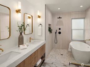 919 23rd Avenue E A, Seattle WA 98112