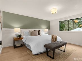 11503 Bartlett Avenue NE, Seattle WA 98125