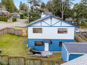 11503 Bartlett Avenue NE, Seattle WA 98125