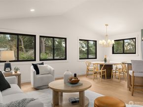 11503 Bartlett Avenue NE, Seattle WA 98125