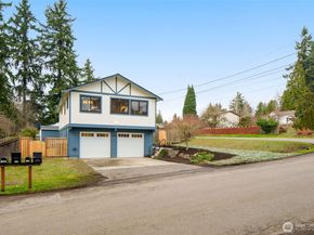 11503 Bartlett Avenue NE, Seattle WA 98125