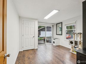 23716 Locust Way, Bothell WA 98021