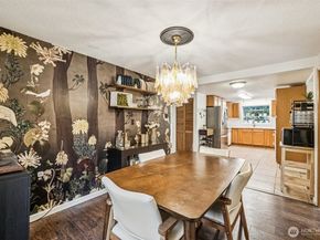 23716 Locust Way, Bothell WA 98021