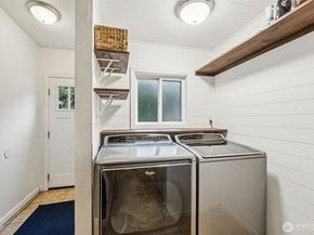 23716 Locust Way, Bothell WA 98021