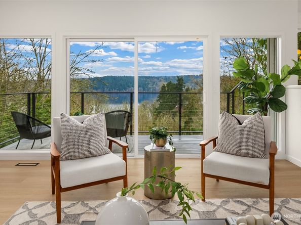 14214 Westwood Place NE, Seattle WA 98125