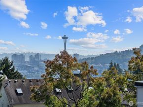 4521 Sunnyside Avenue N A, Seattle WA 98103