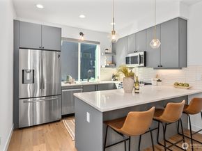 4521 Sunnyside Avenue N A, Seattle WA 98103