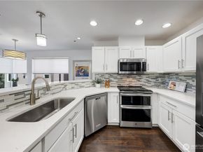 4026 Stone Way N 501, Seattle WA 98103