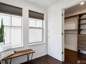 4026 Stone Way N 501, Seattle WA 98103