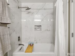 4026 Stone Way N 501, Seattle WA 98103