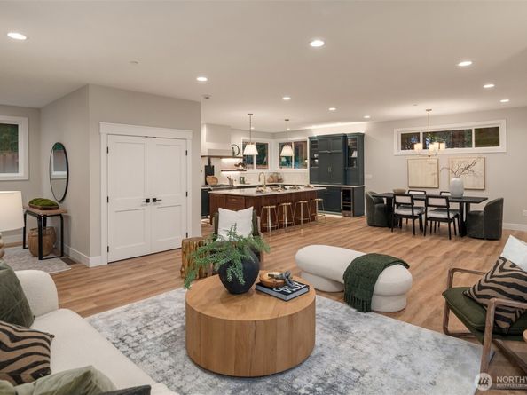 17006 174th Avenue NE, Woodinville WA 98072