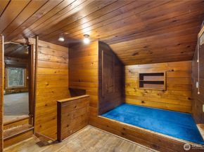 12818 8th Avenue NE, Seattle WA 98125