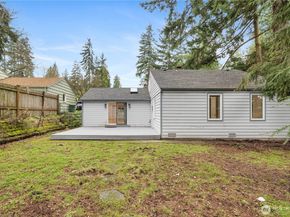 12818 8th Avenue NE, Seattle WA 98125