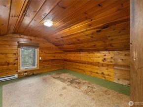 12818 8th Avenue NE, Seattle WA 98125