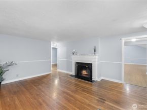 12818 8th Avenue NE, Seattle WA 98125