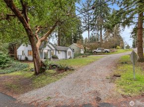 12818 8th Avenue NE, Seattle WA 98125