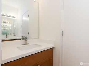 1855 Trossachs Boulevard SE 205, Sammamish WA 98075