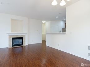 1855 Trossachs Boulevard SE 205, Sammamish WA 98075