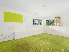 6420 NE 129th Place, Kirkland WA 98034