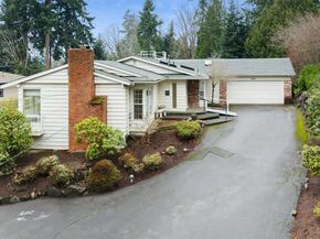 6420 NE 129th Place, Kirkland WA 98034
