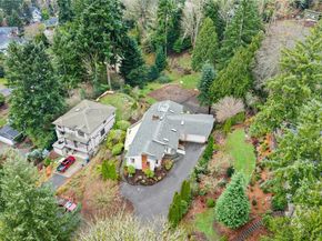 6420 NE 129th Place, Kirkland WA 98034