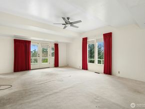 6420 NE 129th Place, Kirkland WA 98034