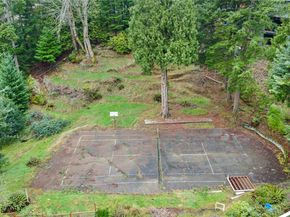 6420 NE 129th Place, Kirkland WA 98034