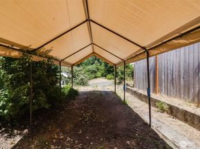 143 Dora Avenue, Bremerton WA 98312