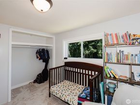 143 Dora Avenue, Bremerton WA 98312