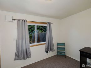 143 Dora Avenue, Bremerton WA 98312