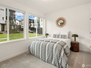 21822 25th Avenue SE B, Bothell WA 98021