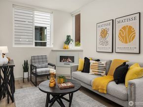 5210 B Brooklyn Avenue NE, Seattle WA 98105