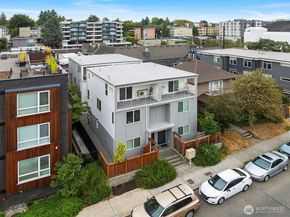 5210 B Brooklyn Avenue NE, Seattle WA 98105