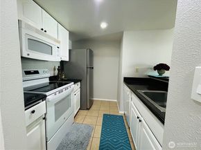 14779 NE 32nd Street A304, Bellevue WA 98007