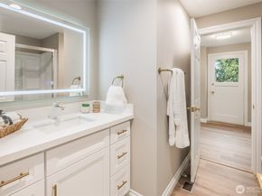 32135 32nd Avenue SW, Federal Way WA 98023