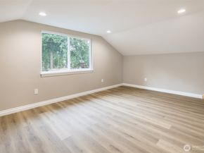 32135 32nd Avenue SW, Federal Way WA 98023